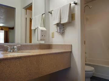 Scottish - Hotel Decatur